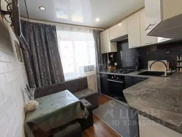 2-к кв. Нижегородская область, Навашино ул. Кирова, 60 (42.9 м) - Фото 2