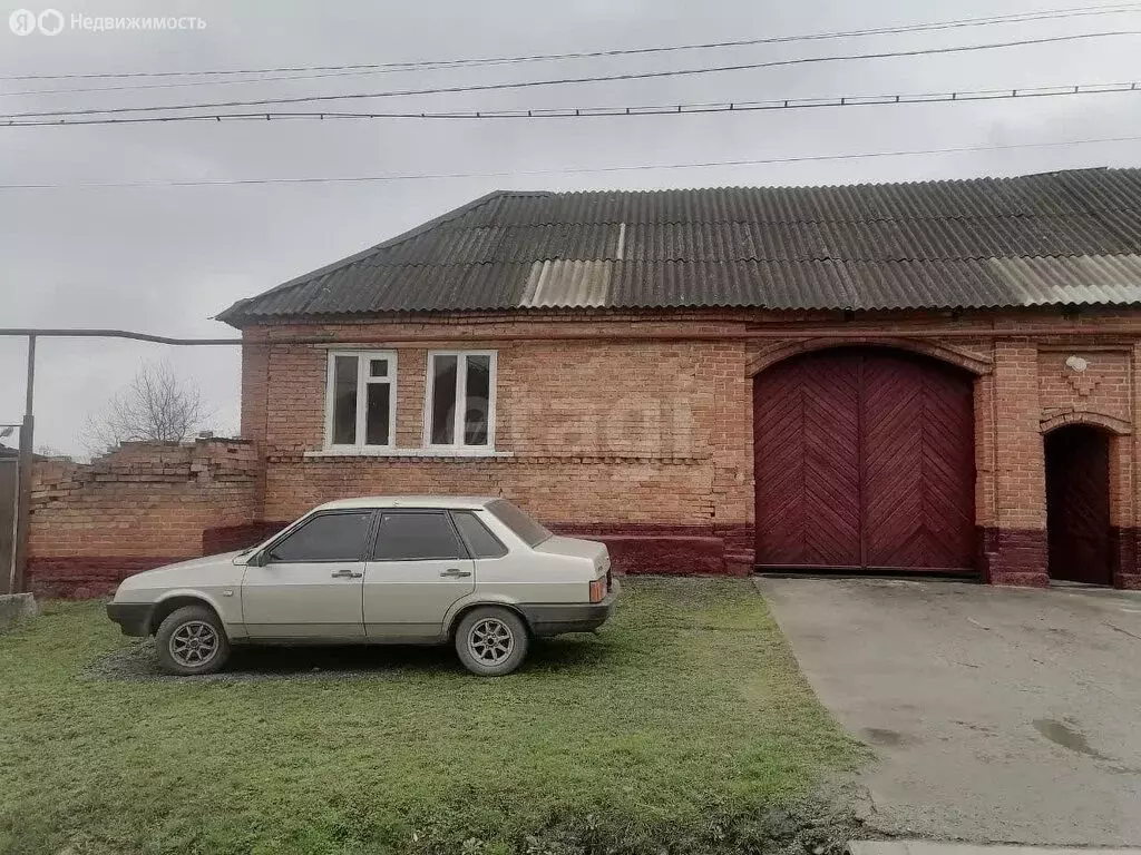 Дом в село Верхняя Саниба, улица Губа Губиева (30 м) - Фото 1