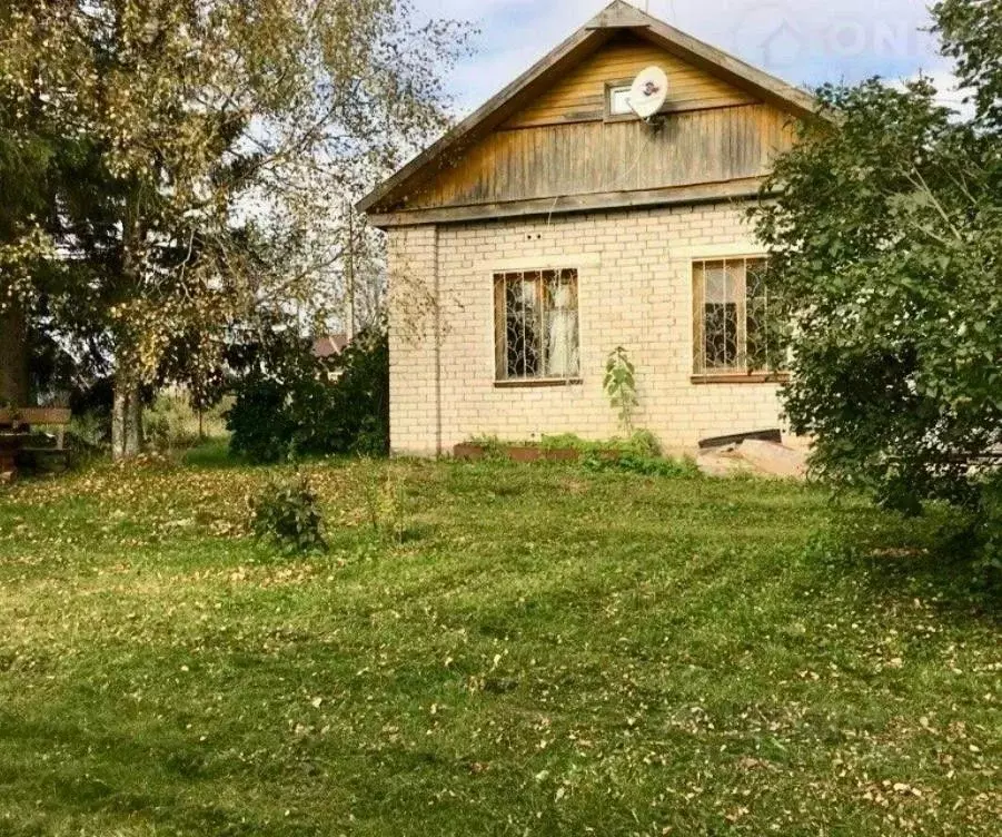 Дом в Псковская область, Стругокрасненский район, пос. Соседно ул. ... - Фото 0