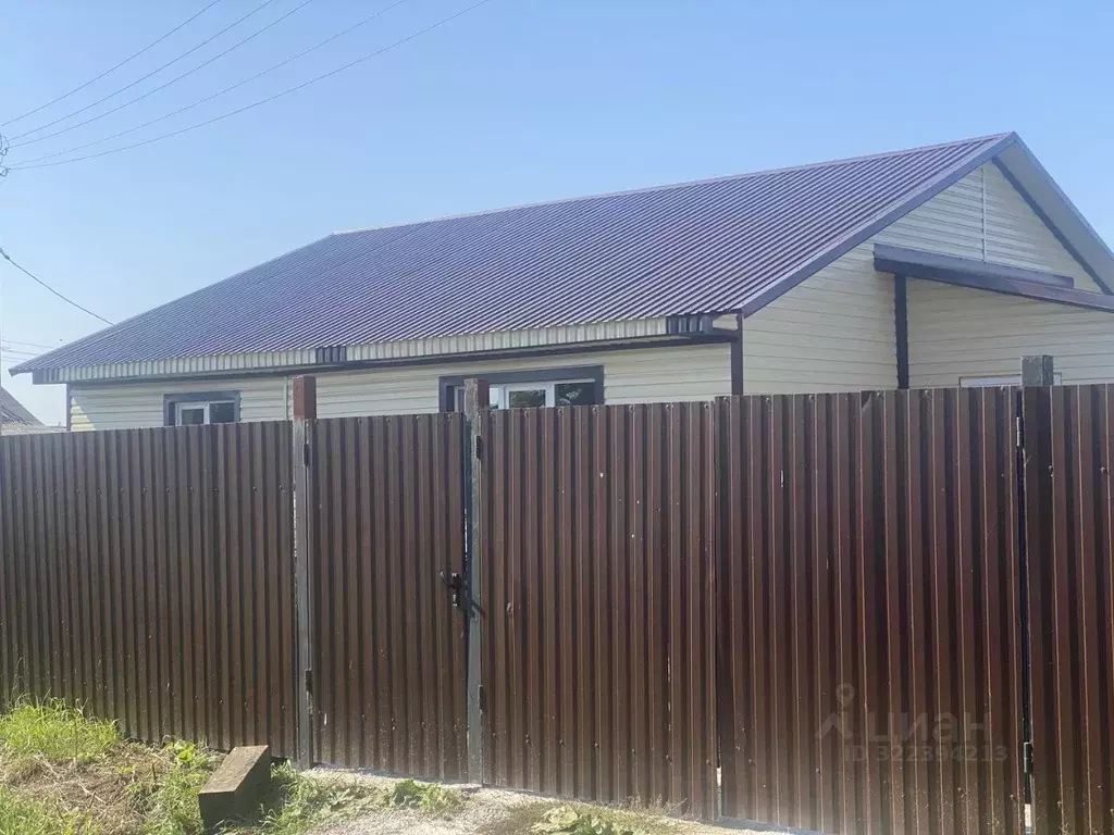 Дом в Курганская область, Кетовский муниципальный округ, с. Каширино  ... - Фото 1