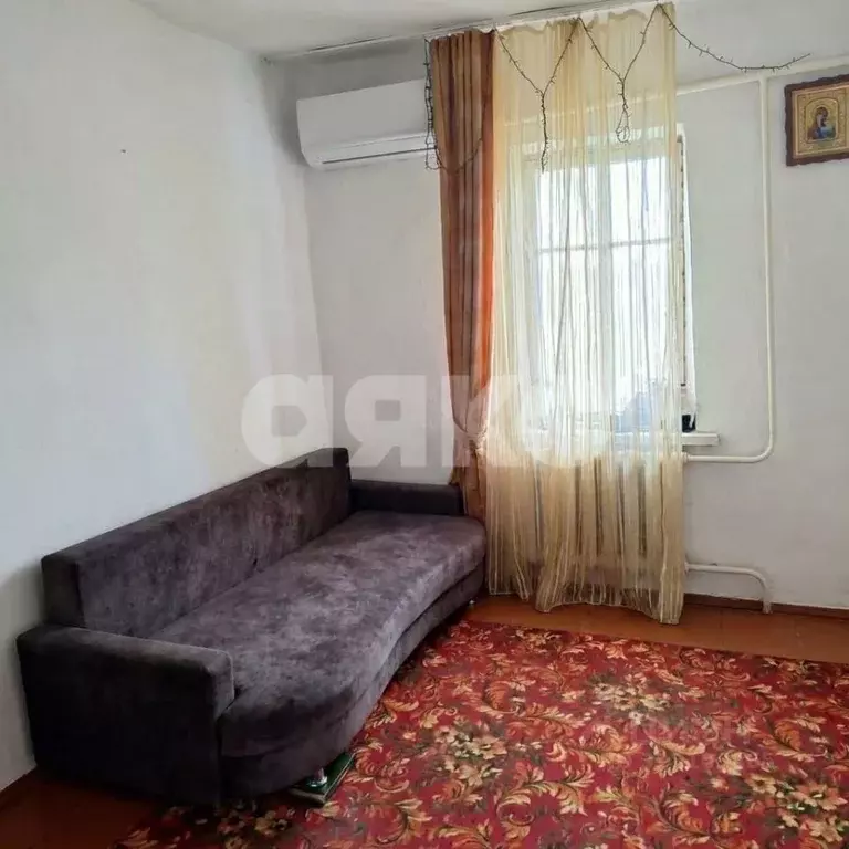 Дом в Краснодарский край, Новокубанский район, Советская ст-ца ул. ... - Фото 1