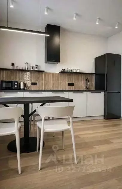 2-к кв. Тюменская область, Тюмень Новгородская ул., 22 (40.0 м) - Фото 2