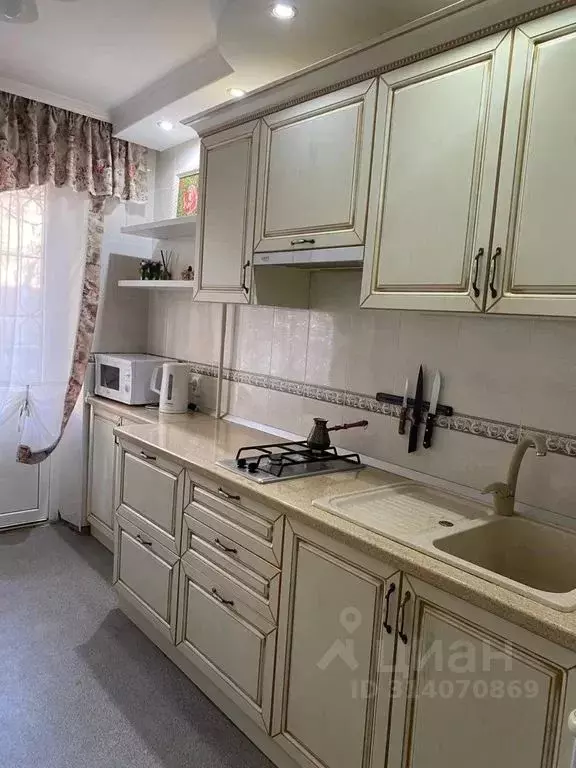 2-к кв. Ставропольский край, Кисловодск ул. Еськова, 1 (50.0 м) - Фото 1