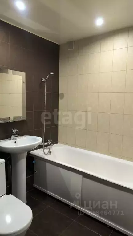 1-к кв. Брянская область, Брянск Бежицкая ул., 1к6 (42.0 м) - Фото 1