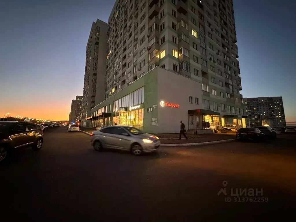 Торговая площадь в Саратовская область, Саратов ул. Усть-Курдюмская, ... - Фото 1