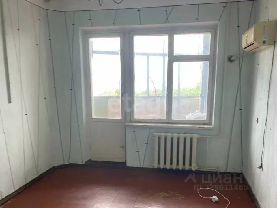 3-к кв. Крым, Щелкино Ленинский район, 1-й мкр, 14 (61.2 м) - Фото 1