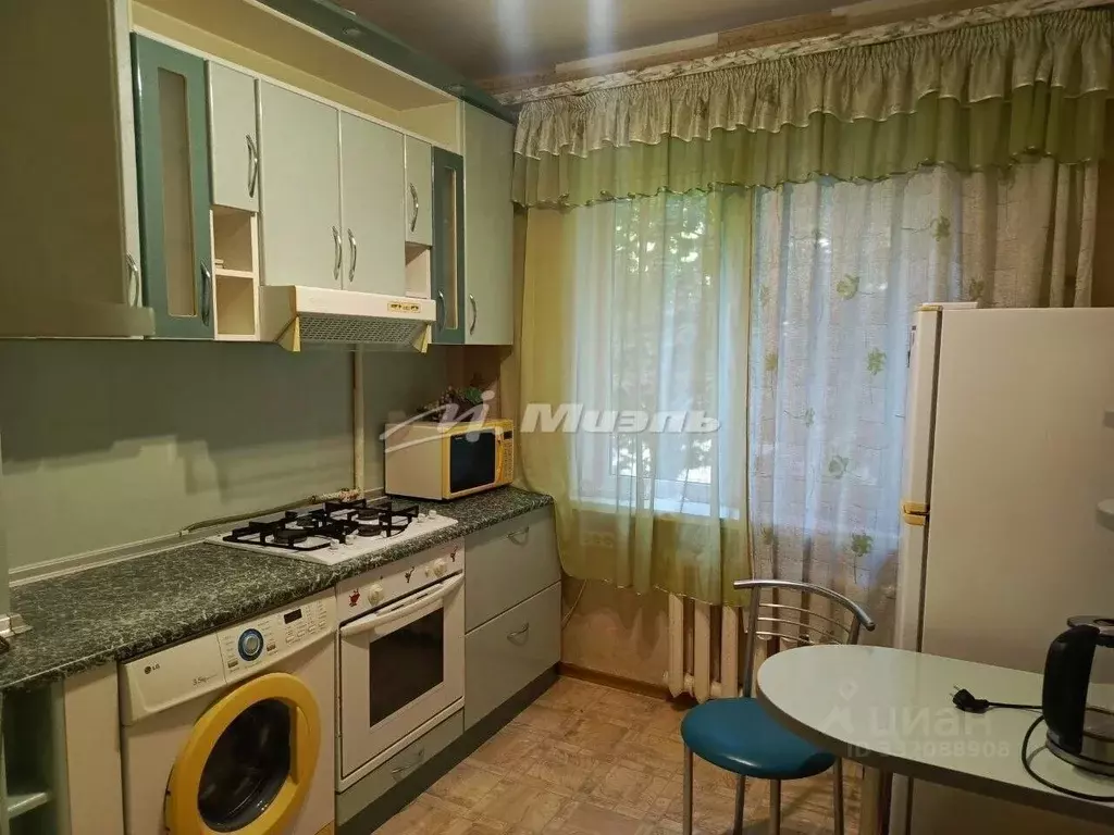 2-к кв. Крым, Симферополь ул. 60 лет Октября, 21 (48.8 м) - Фото 2
