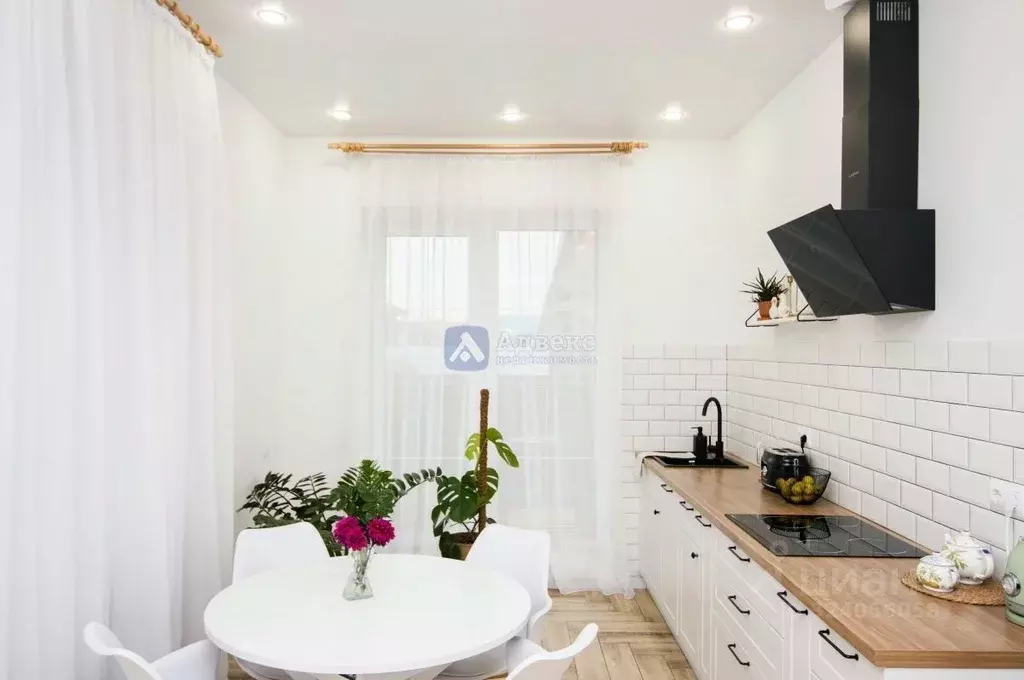 Коттедж в Тюменская область, Тюмень ул. Валерия Григорьева, 7 (101 м) - Фото 2