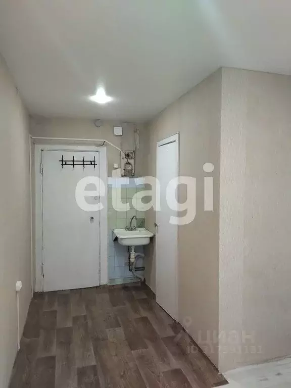 1-к кв. Красноярский край, Красноярск Семафорная ул., 257 (13.7 м) - Фото 1
