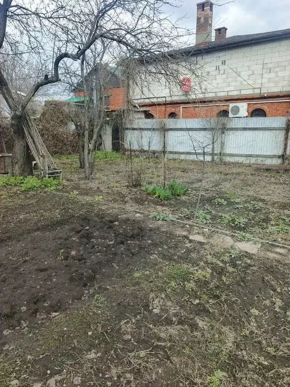 Дом в Саратовская область, Саратов ул. Изобильная, 34А (50 м) - Фото 1