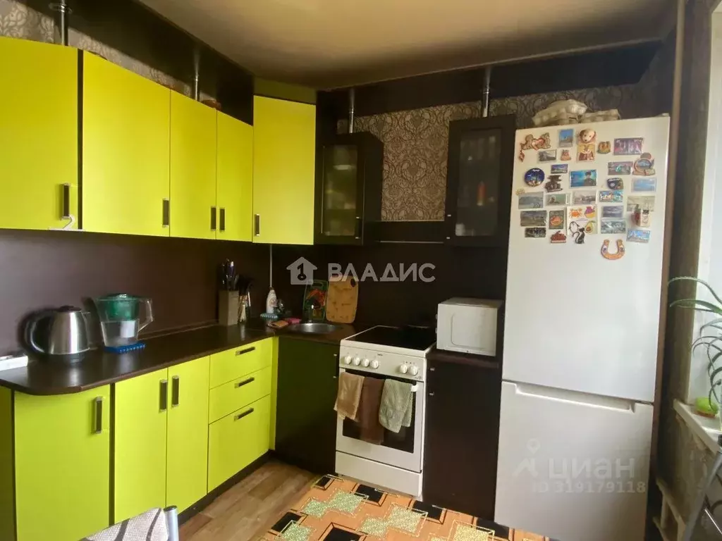 1-к кв. Белгородская область, Старый Оскол Конева мкр, 6А (32.0 м) - Фото 0