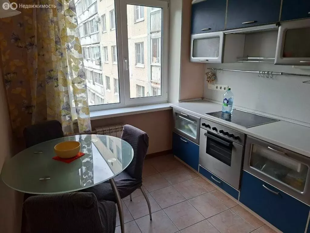 3-комнатная квартира: Санкт-Петербург, Ленская улица, 15 (57 м) - Фото 1