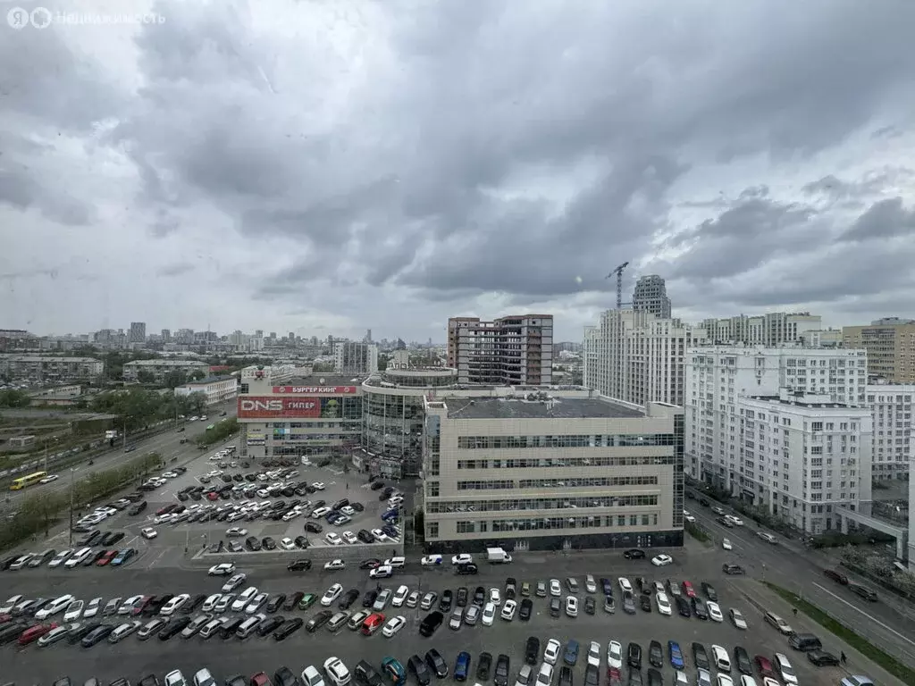 2-комнатная квартира: Екатеринбург, улица Циолковского, 57 (63 м) - Фото 1