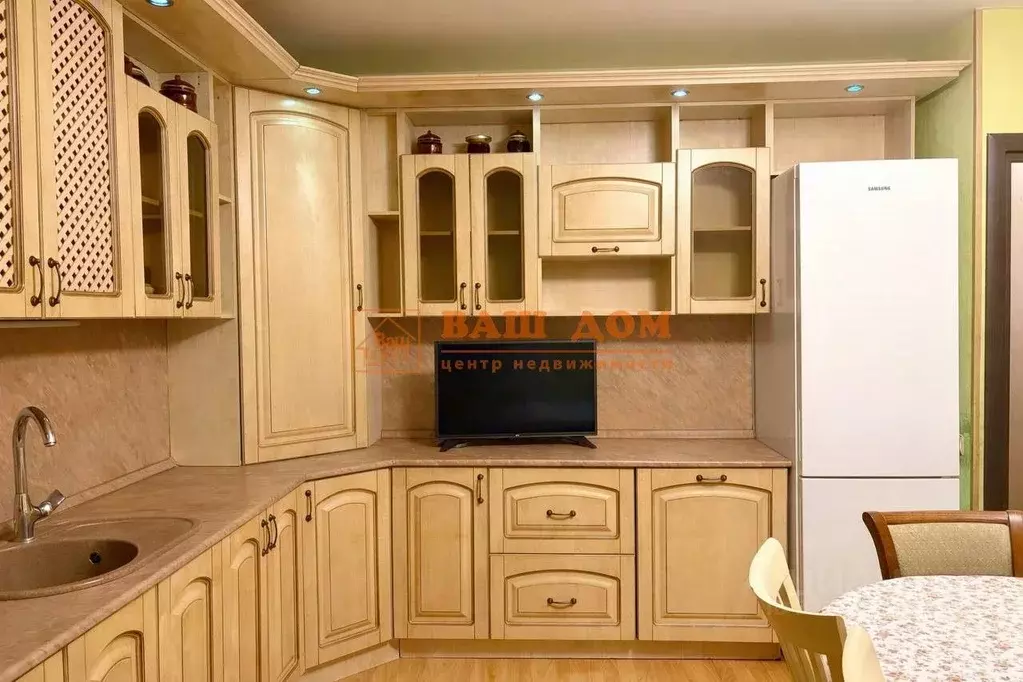 3-к кв. Тульская область, Тула Новомосковская ул., 7А (110.0 м) - Фото 2