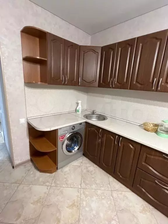 1-к. квартира, 47 м, 4/11 эт. - Фото 1