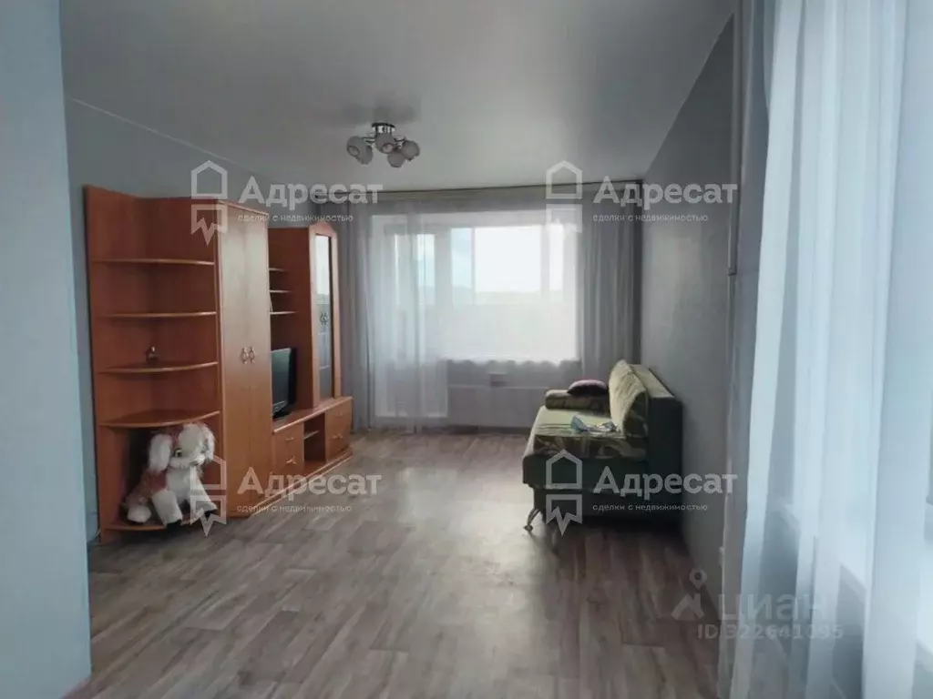 1-к кв. Волгоградская область, Волгоград ул. Ивановского, 6 (40.0 м) - Фото 0