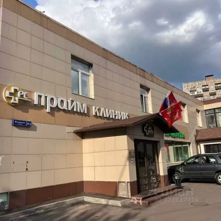 Помещение свободного назначения в Москва Веерная ул., 24А (600 м) - Фото 1