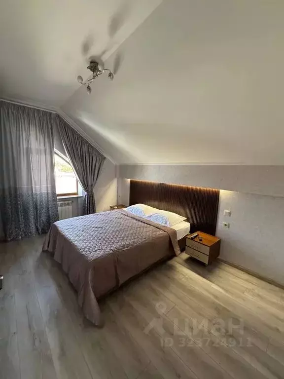 Комната Краснодарский край, Краснодар Центральный мкр, ул. Чкалова, 62 - Фото 1