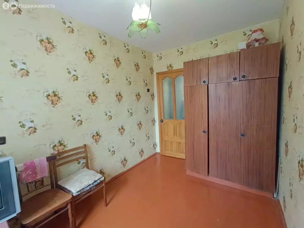 2-комнатная квартира: Болотное, улица Горького (40 м) - Фото 0
