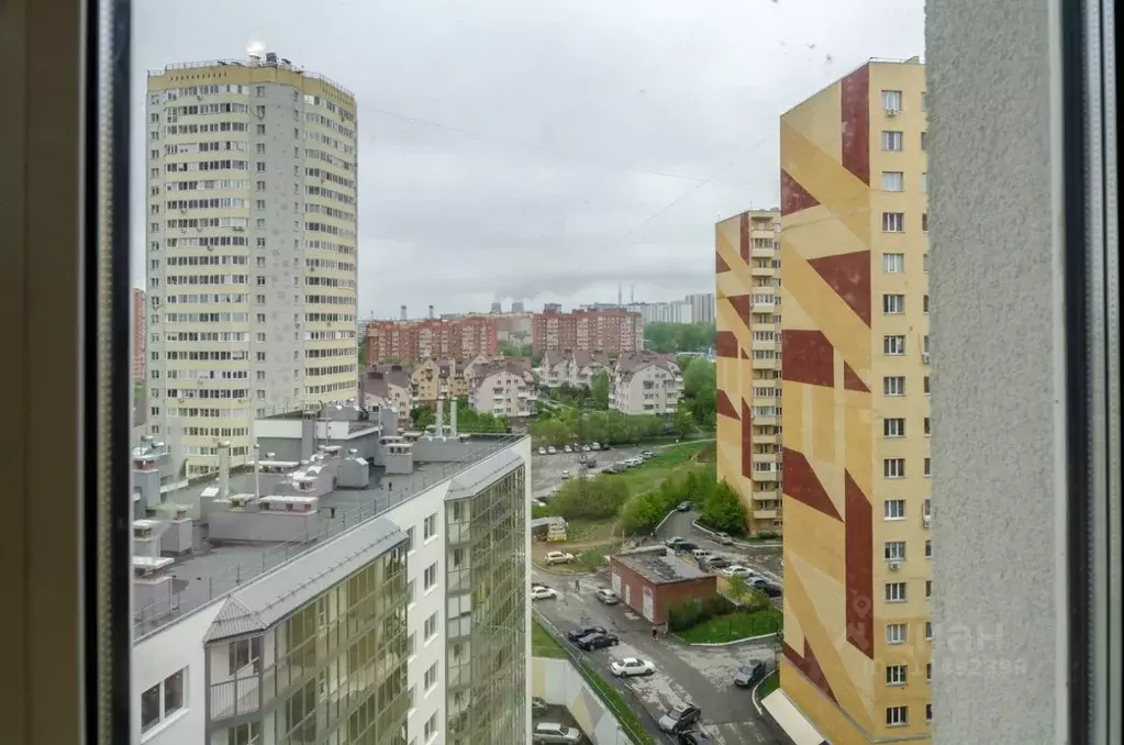 2-к кв. Новосибирская область, Новосибирск Вилюйская ул., 1 (69.4 м) - Фото 0