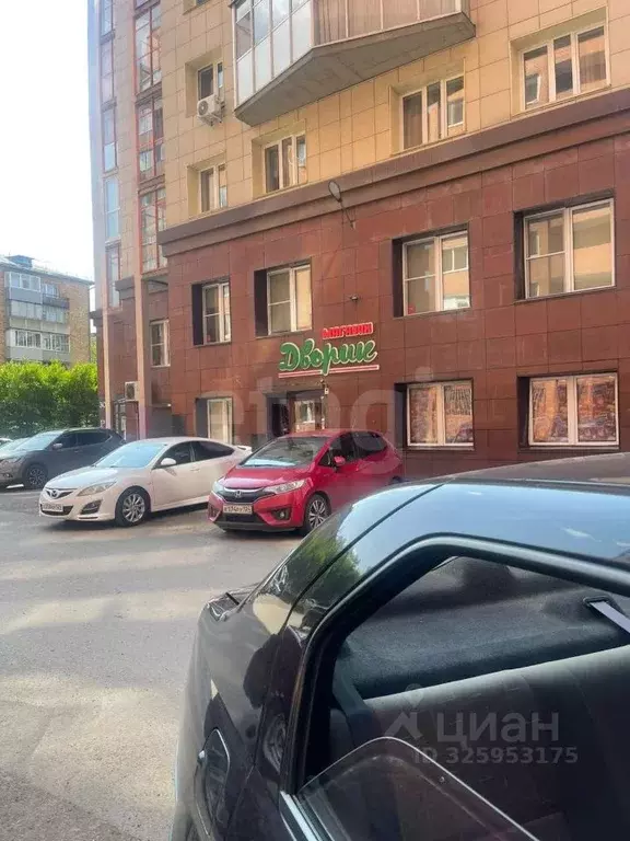Торговая площадь в Красноярский край, Красноярск ул. Куйбышева, 93 ... - Фото 1