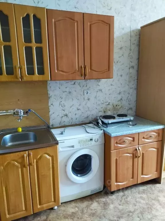 Комната Омская область, Омск ул. Красный Путь, 141 (19.0 м) - Фото 0