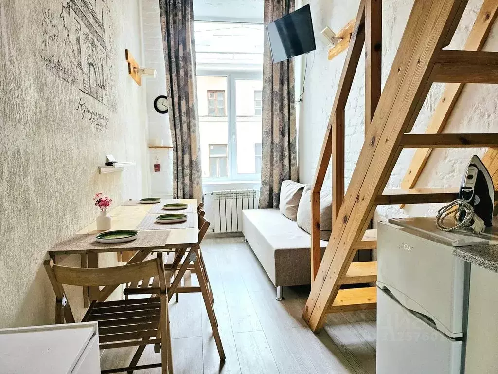 Комната Санкт-Петербург Казанская ул., 26/27 - Фото 1