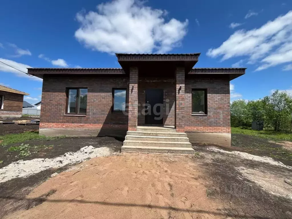 Дом в Башкортостан, Уфа городской округ, с. Нагаево  (100 м) - Фото 1