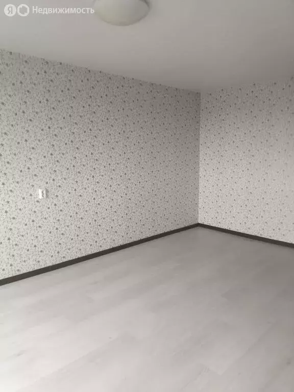 1-комнатная квартира: село Первомайский, улица Сабурова, 26 (30 м) - Фото 1