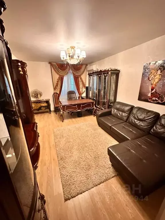 3-к кв. Краснодарский край, Сочи Светлана мкр, ул. Учительская, 13А ... - Фото 0