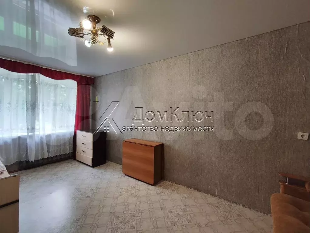 1-к. квартира, 29,9 м, 1/5 эт. - Фото 1