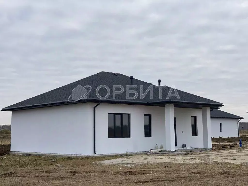 Дом в Тюменская область, Тюменский район, Новокаменский кп  (100 м) - Фото 0