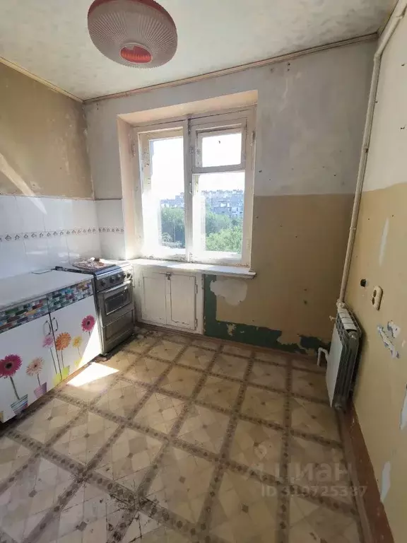 3-к кв. Волгоградская область, Волгоград ул. Фадеева, 43 (59.5 м) - Фото 0