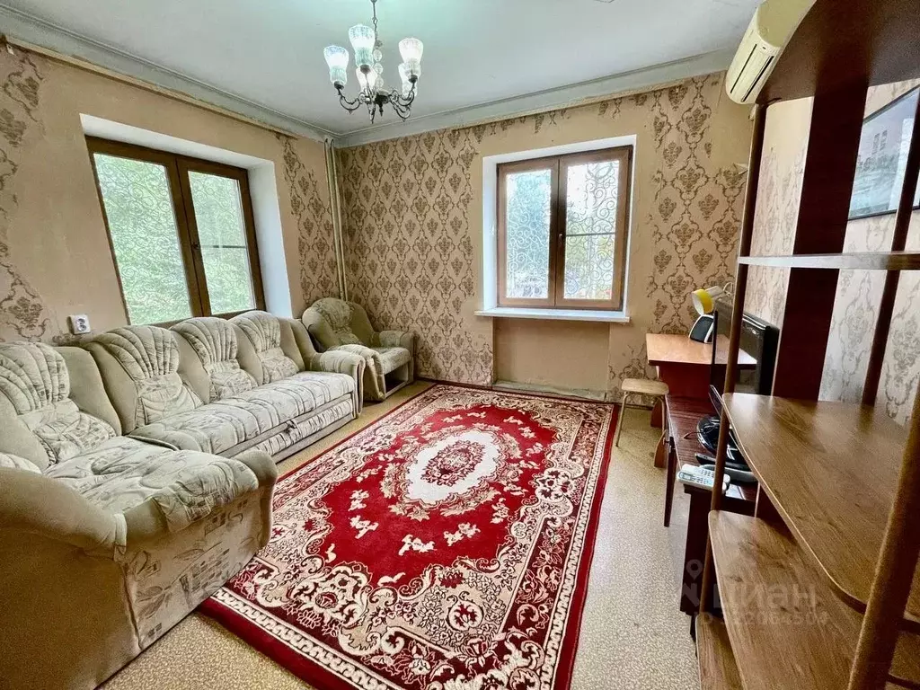 3-к кв. Волгоградская область, Волгоград Социалистическая ул., 18 ... - Фото 0