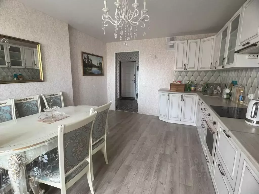 2-к кв. Чувашия, Чебоксары ул. Ленинского Комсомола, 27к1 (90.8 м) - Фото 1