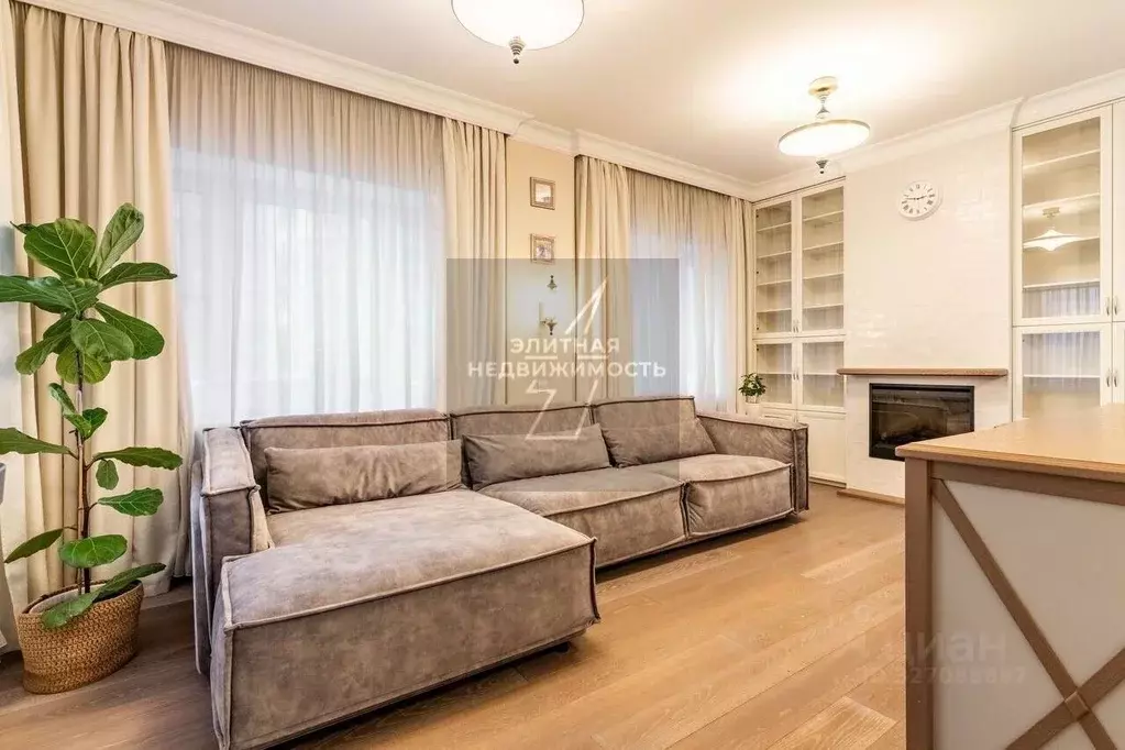 3-к кв. Санкт-Петербург Парашютная ул., 25к1 (90.0 м) - Фото 1