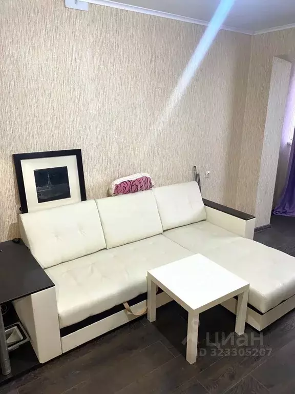 1-к кв. Брянская область, Брянск ул. Братьев Ткачевых, 5 (43.0 м) - Фото 2