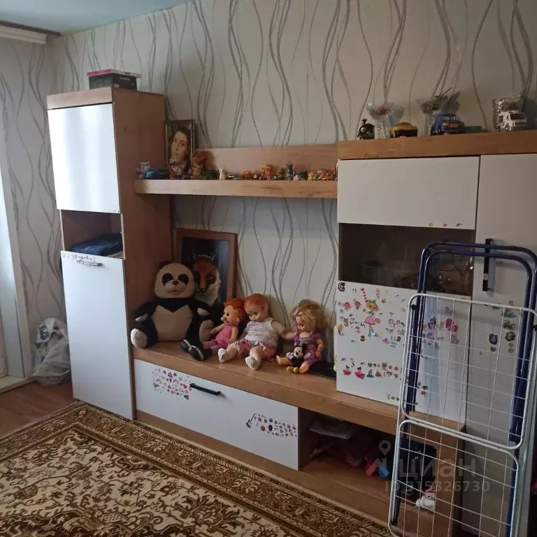 Комната Новосибирская область, Новосибирск ул. Кошурникова, 5/1 - Фото 0