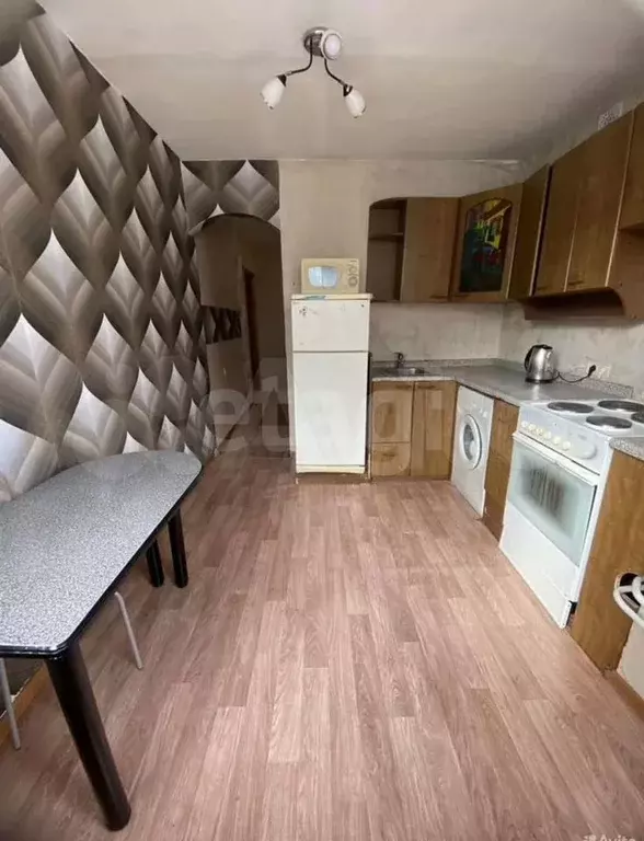 1-к. квартира, 36 м, 3/6 эт. - Фото 1