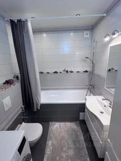 2-к кв. Калининградская область, Калининград ул. Виктора Денисова, 10 ... - Фото 1