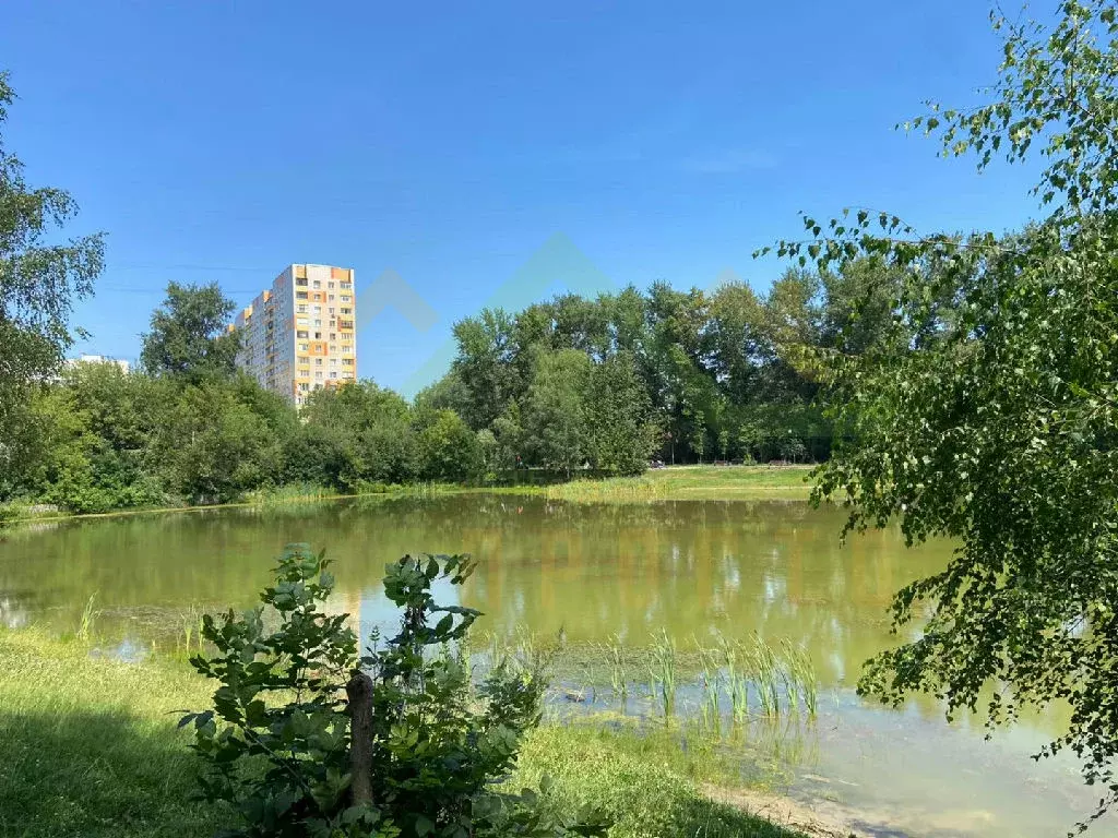 Продается 3-комнатная квартира - Фото 1