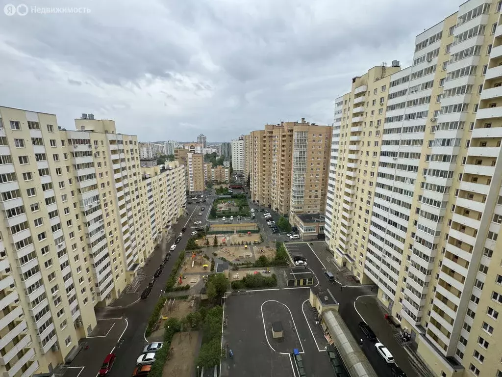 2-комнатная квартира: Екатеринбург, улица Циолковского, 57 (63 м) - Фото 0