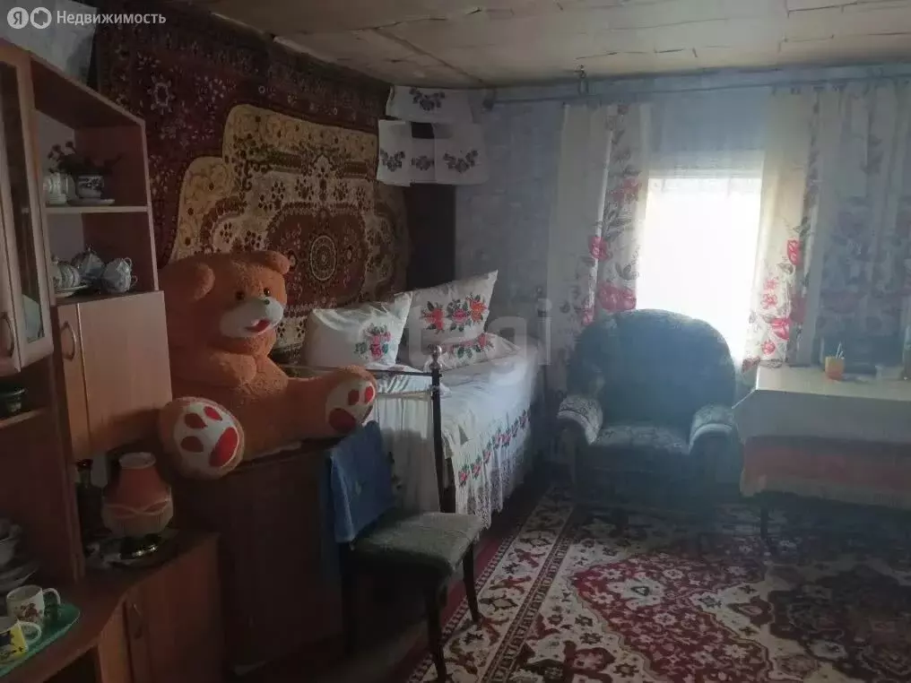 Дом в Алнашский район, деревня Варзибаш, Центральная улица (65 м) - Фото 2