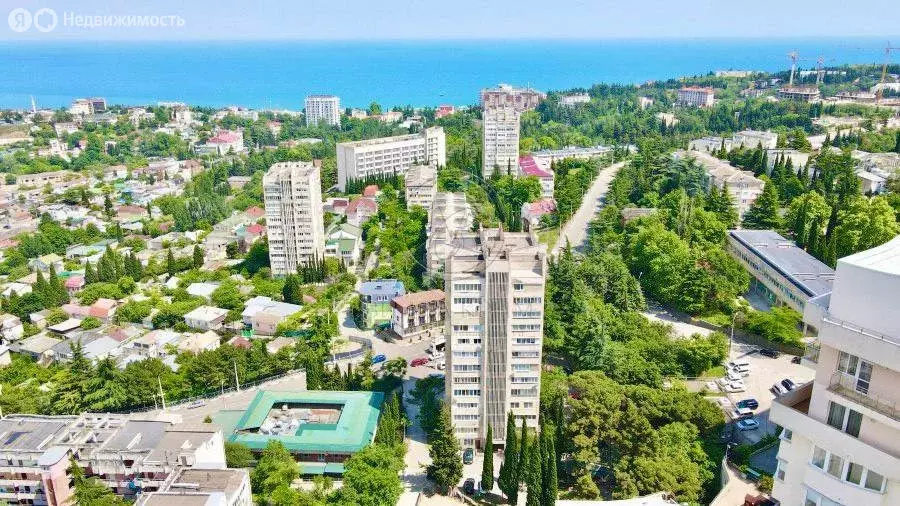 Участок в Алушта, Октябрьская улица, 37 (20 м) - Фото 0