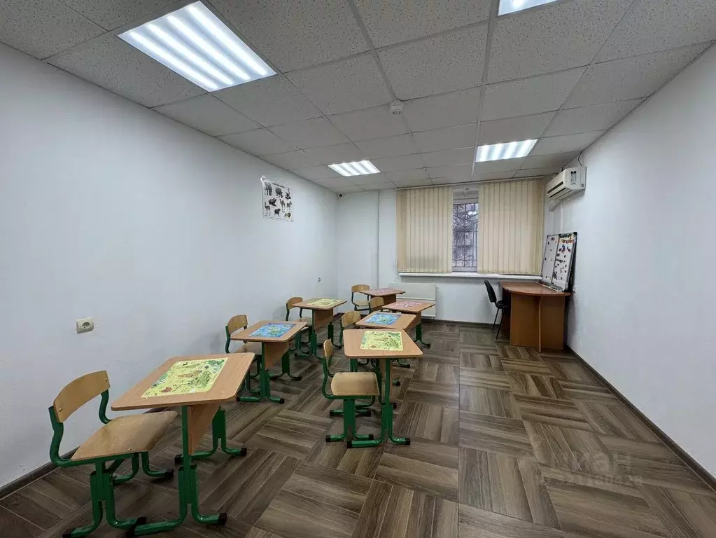 Помещение свободного назначения в Кировская область, Киров ... - Фото 1