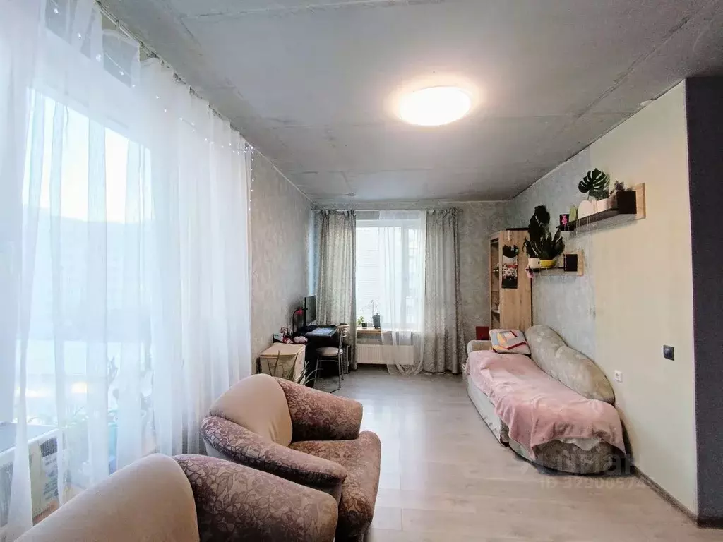 2-к кв. Свердловская область, Екатеринбург ул. Стачек, 62 (56.7 м) - Фото 1