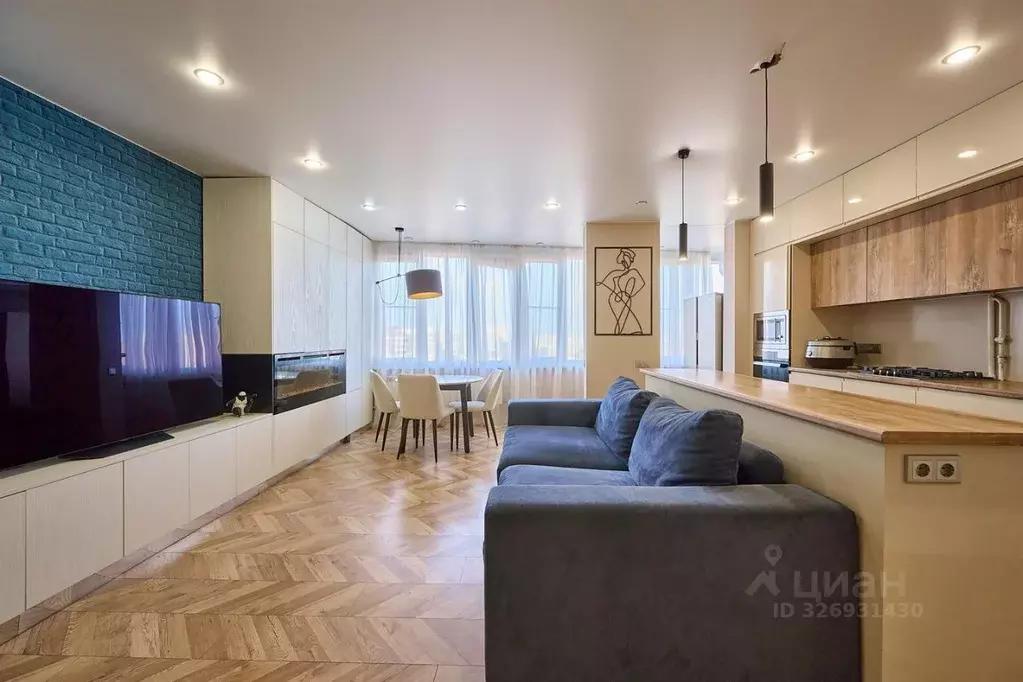 3-к кв. Краснодарский край, Краснодар Красная ул., 145/1 (80.0 м) - Фото 1