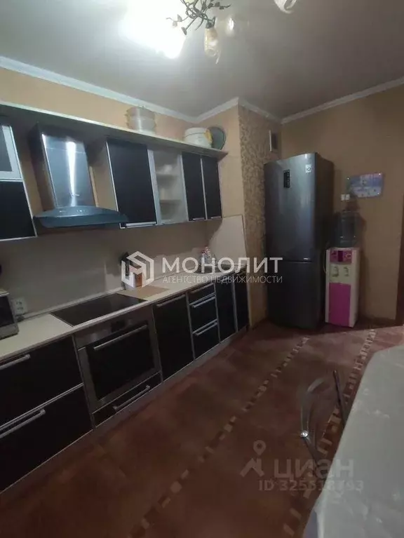 3-к кв. Белгородская область, Старый Оскол Олимпийский мкр, 30А (63.0 ... - Фото 1