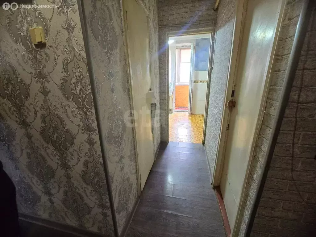 3-комнатная квартира: Саки, Крымская улица, 1 (72.7 м) - Фото 1