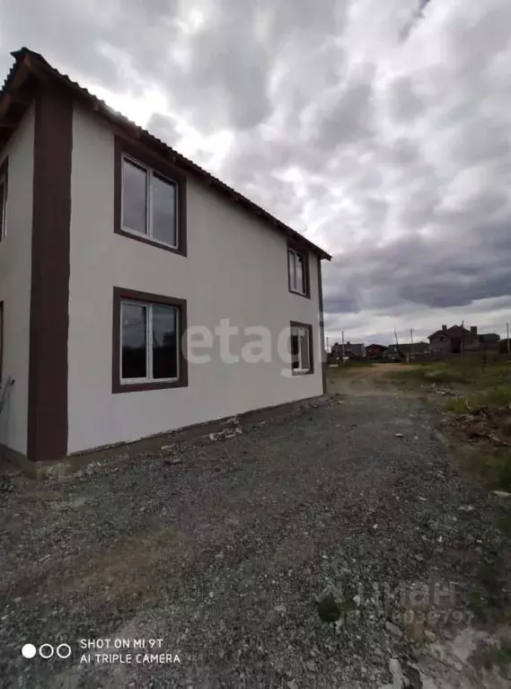 Таунхаус в Свердловская область, Рефтинский пгт ул. Лесная, 19 (200 м) - Фото 2